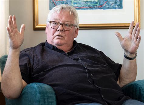 arne bernt paulsen|Faren til Lena Sløgedal Paulsen håper på ny rettssak .